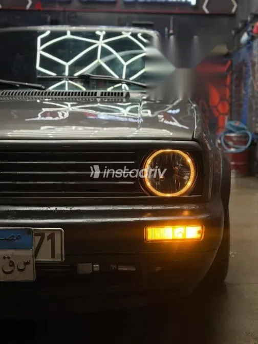 فولكس فاغن جولف 1989 فضي مستعملة للبيع - 1