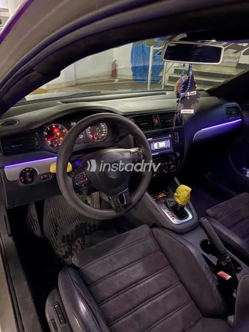 Volkswagen Jetta 2012 Silver Used for Sale - 3