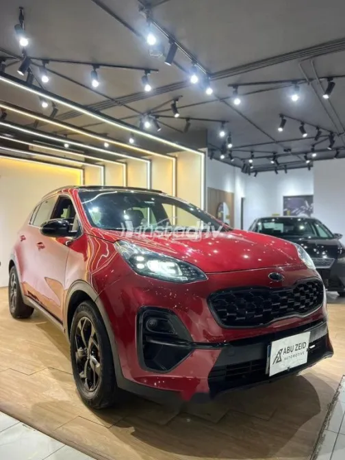 كيا سبورتاج 2022 أحمر مستعملة للبيع - 2