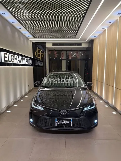 تويوتا كورولا 2024 أسود مستعملة للبيع - 1