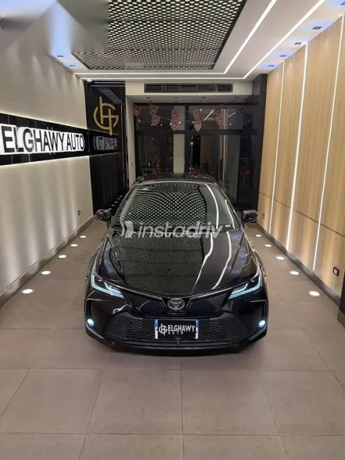 تويوتا كورولا 2024 أسود مستعملة للبيع - 3