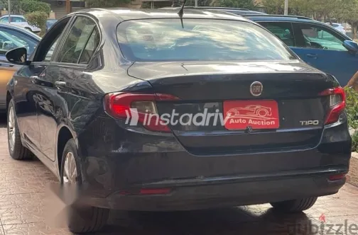 فيات تيبو 2021 أزرق غامق مستعملة للبيع - 7