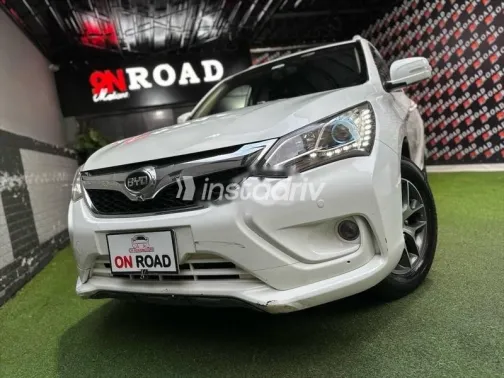 Byd S5 2019 White Used for Sale - 2