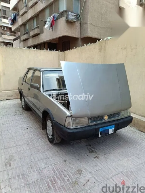 فيات شاهين 2006 فضي مستعملة للبيع - 1