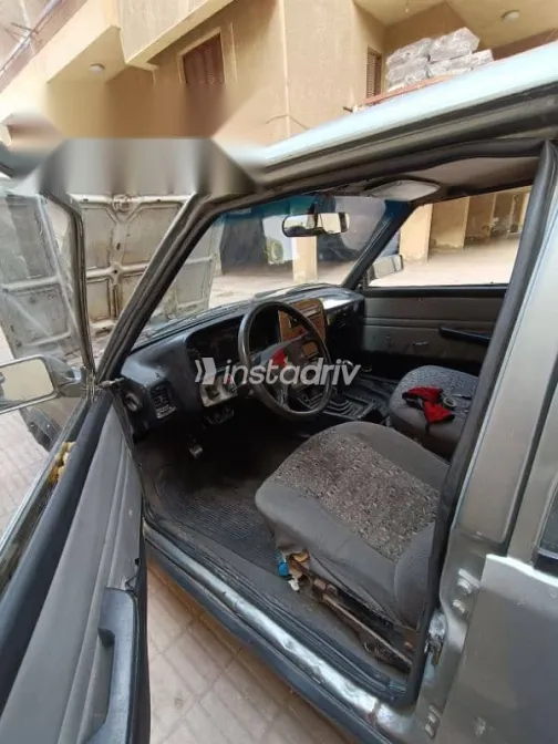 فيات شاهين 2006 فضي مستعملة للبيع - 9