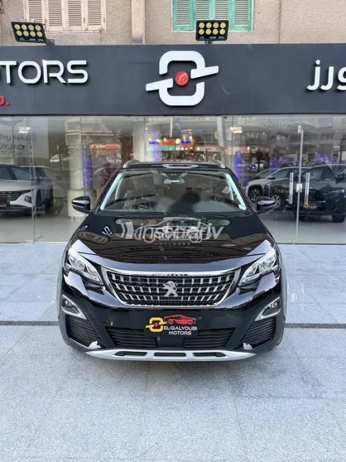 بيجو 3008 2021 أبيض مستعملة للبيع - 1