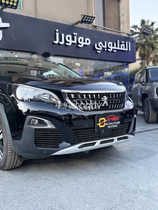 بيجو 3008 2021 أبيض مستعملة للبيع - 2