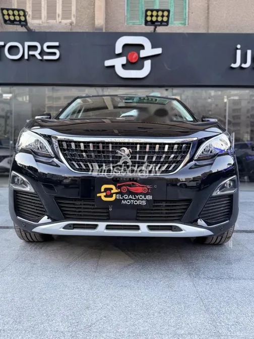 بيجو 3008 2021 أبيض مستعملة للبيع - 3