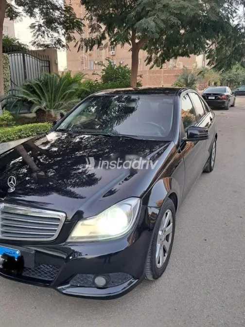 Mercedes C 180 2013 Black Used for Sale - 1