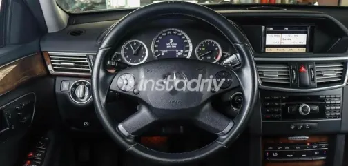 مرسيدس E 300 2011 فضي مستعملة للبيع - 2