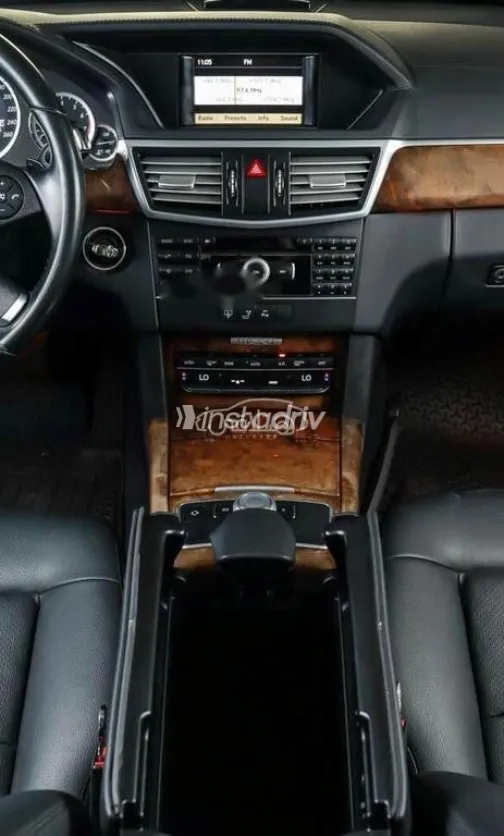 مرسيدس E 300 2011 فضي مستعملة للبيع - 4