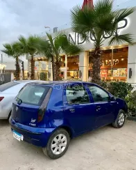 فيات بونتو 2008 أزرق غامق مستعملة للبيع