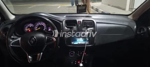 رينو 5 2020 رمادي مستعملة للبيع - 4