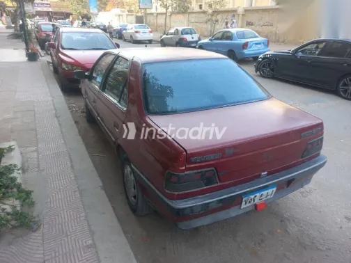 بيجو 405 2004 أحمر مستعملة للبيع - 2