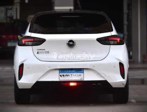 اوبل كورسا 2022 أبيض مستعملة للبيع - 3