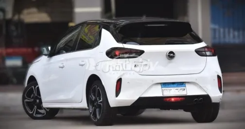 اوبل كورسا 2022 أبيض مستعملة للبيع - 4