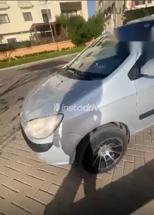 هيونداي جالوبر 2006 فضي مستعملة للبيع - 2