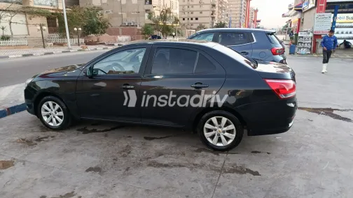 شيفروليه أوبترا 2018 أبيض مستعملة للبيع - 9