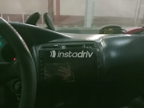 تويوتا كورولا 1995 أبيض مستعملة للبيع - 3