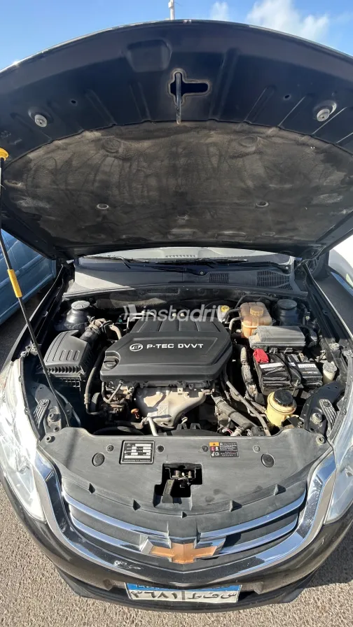 Chevrolet Optra 2018 White Used for Sale - 4