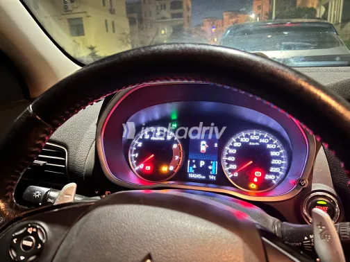 ميتسوبيشي اكليبس 2019 أبيض مستعملة للبيع - 2