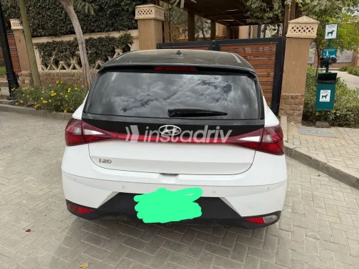 هيونداي I20 2022 أبيض مستعملة للبيع - 6