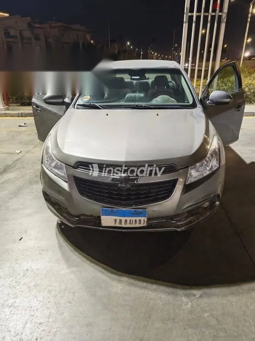 شيفروليه كروز 2010 رمادي مستعملة للبيع - 8