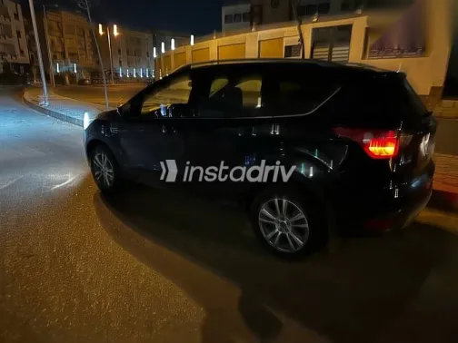 فورد كوجا 2017 أزرق غامق مستعملة للبيع - 5