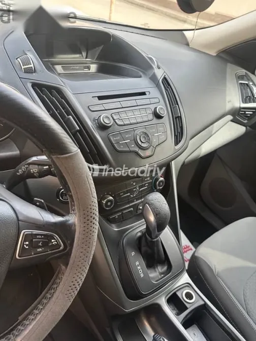 فورد كوجا 2017 أزرق غامق مستعملة للبيع - 7