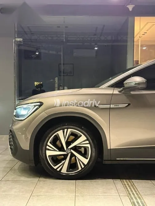 فولكس فاغن اي دي 6 2022 رمادي مستعملة للبيع - 5