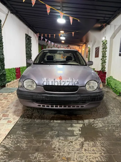 تويوتا كورولا 1999 نبيتي مستعملة للبيع - 1