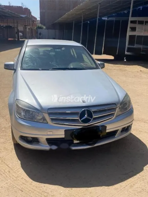 مرسيدس C 180 2010 رمادي مستعملة للبيع - 1