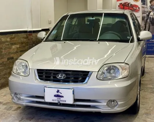 Hyundai Verna 2008 Silver Used for Sale - 3