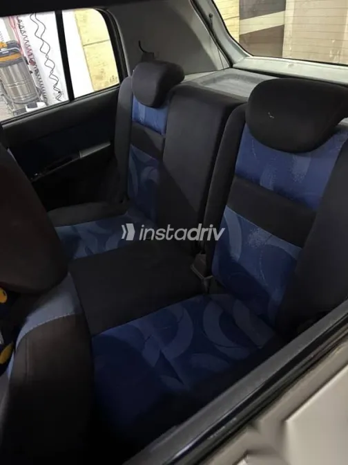 هيونداي جيتز 2011 فضي مستعملة للبيع - 5