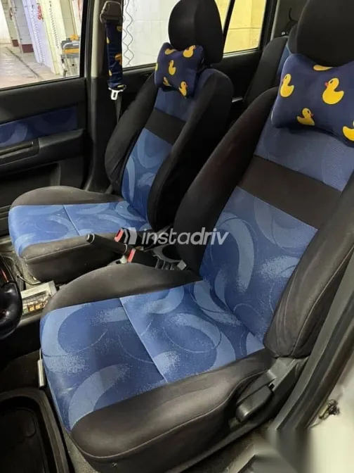 هيونداي جيتز 2011 فضي مستعملة للبيع - 6