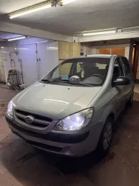 هيونداي جيتز 2011 فضي مستعملة للبيع