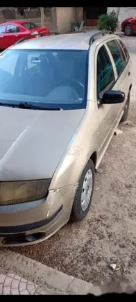 سكودا فابيا 2005 ذهبي مستعملة للبيع