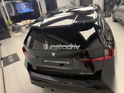 بي ام دبليو X1 2025 أسود جديدة للبيع - 3