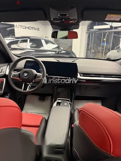 بي ام دبليو X1 2025 أسود جديدة للبيع - 4