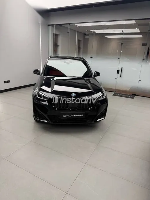 بي ام دبليو X1 2025 أسود جديدة للبيع - 6