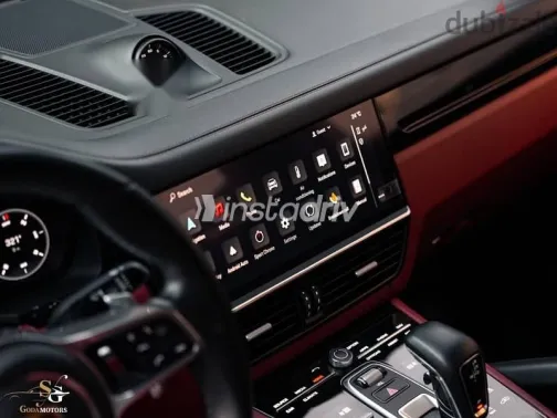 Porsche Cayenne 2023 Gray Used for Sale - 4