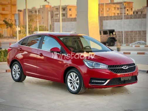 شيرى اريزو 5 2024 أبيض مستعملة للبيع - 1