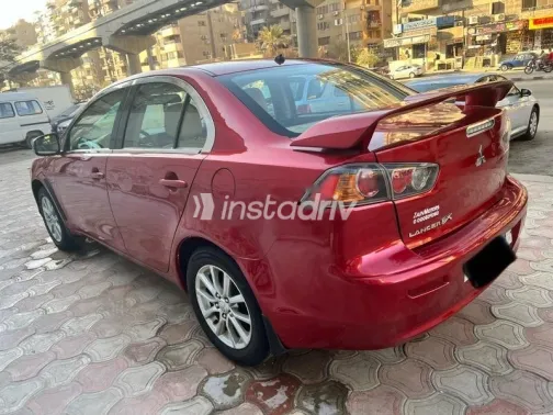 ميتسوبيشي لانسر 2016 أحمر مستعملة للبيع - 4