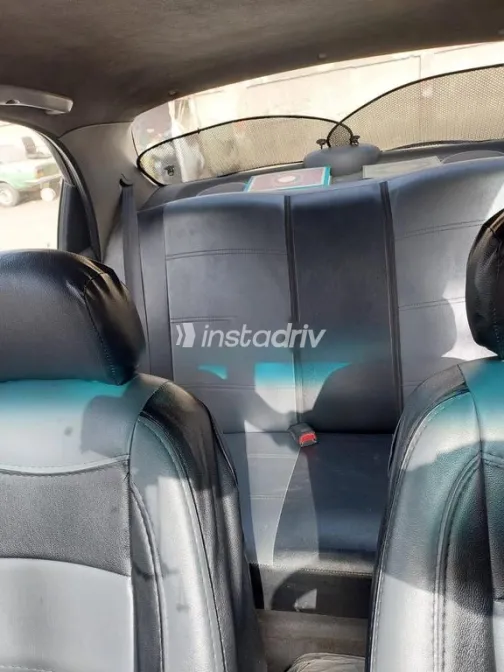 شيفروليه لانوس 2010 أبيض مستعملة للبيع - 2