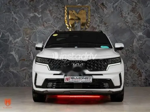 Kia Sorento 2023 White Used for Sale - 1