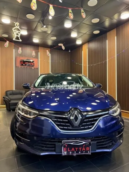 رينو ميجان 2022 أزرق غامق مستعملة للبيع - 4