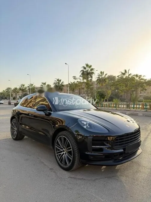 Porsche Macan 2021 Black Used for Sale - 1