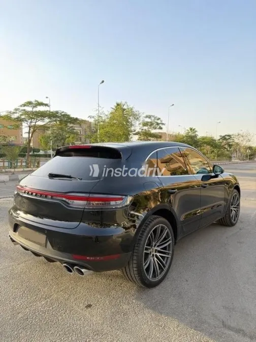 Porsche Macan 2021 Black Used for Sale - 2