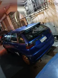 سيات ابيزا 1998 أزرق غامق مستعملة للبيع