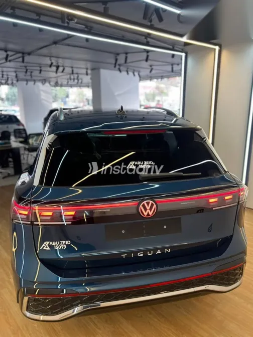 فولكس فاغن تيجون 2026 أزرق غامق مستعملة للبيع - 4